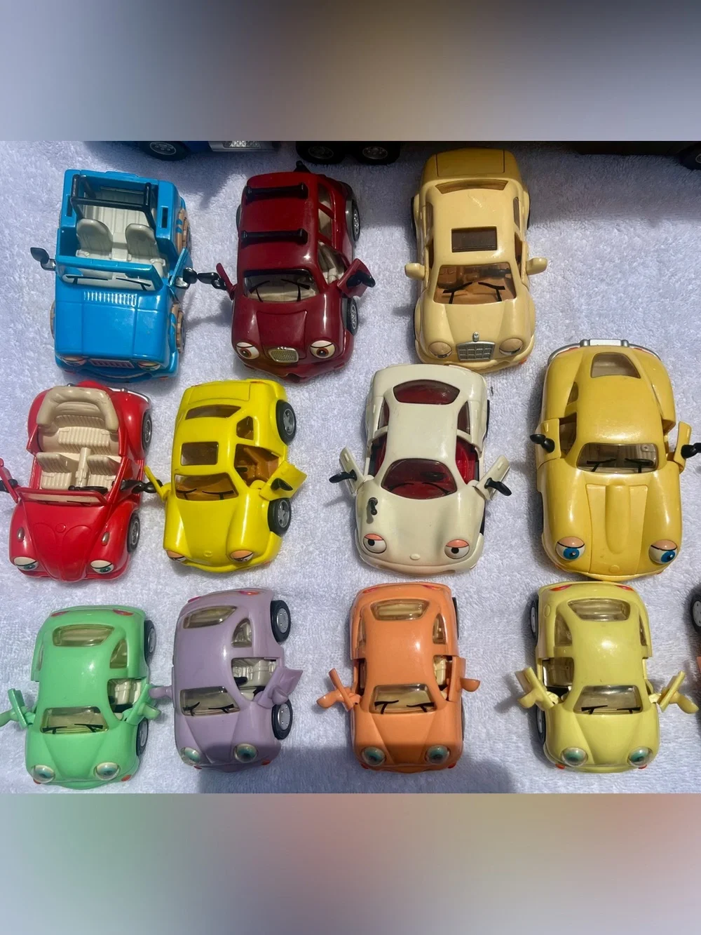 Chevron Techron Cars Character Vehicle Lot 17 Pieces w/ Car Carrier Truck 🚙